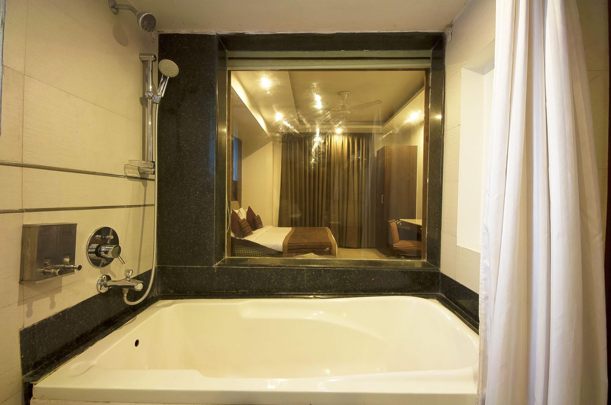 Hotel Le Roi Near New Delhi Railway Station Exteriér fotografie